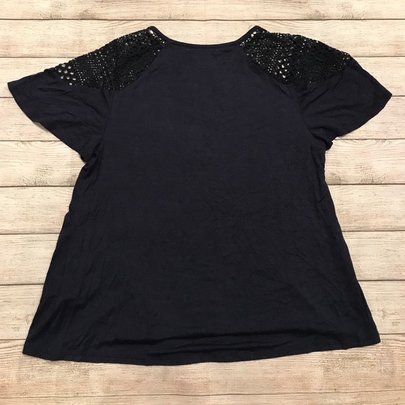 NWT Rewind Short Sleeve Eyelet Shoulder Top Size L - Picture 2 of 6